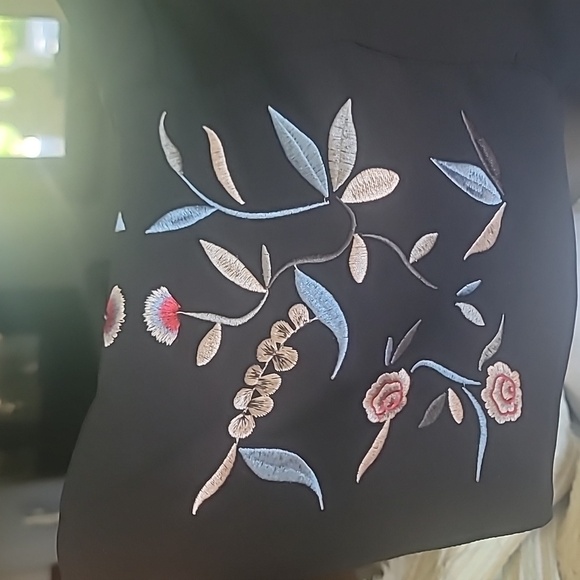 Ruff Hewn Black and Pink Embroidered Kimono - Picture 4 of 5